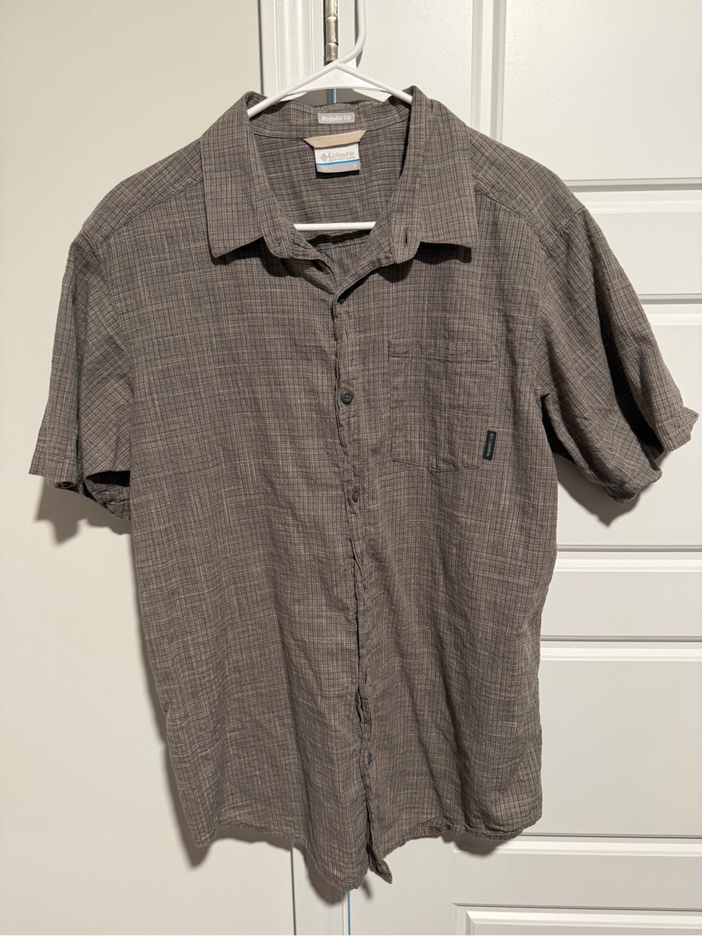 Columbia Men’s Short Sleeve Button-Up Shirt -  Gray Plaid
